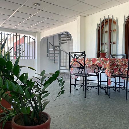 Casa Robles - Your Stay Near Airport Managua Exteriör bild
