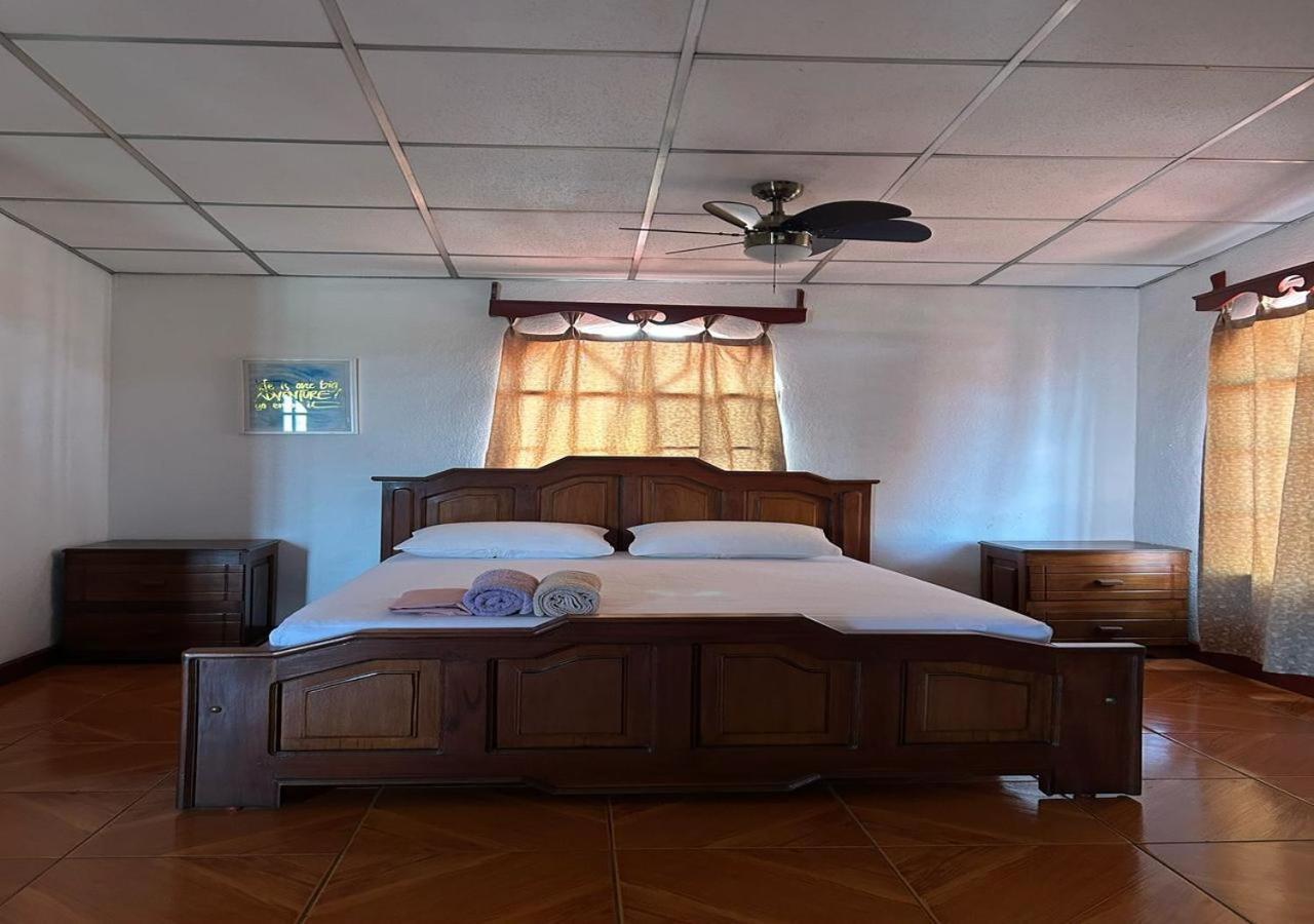 Casa Robles - Your Stay Near Airport Managua Exteriör bild