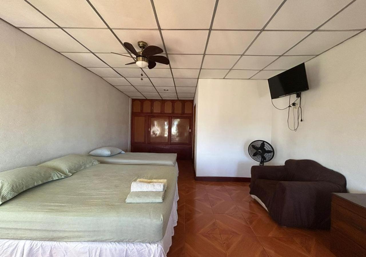 Casa Robles - Your Stay Near Airport Managua Exteriör bild