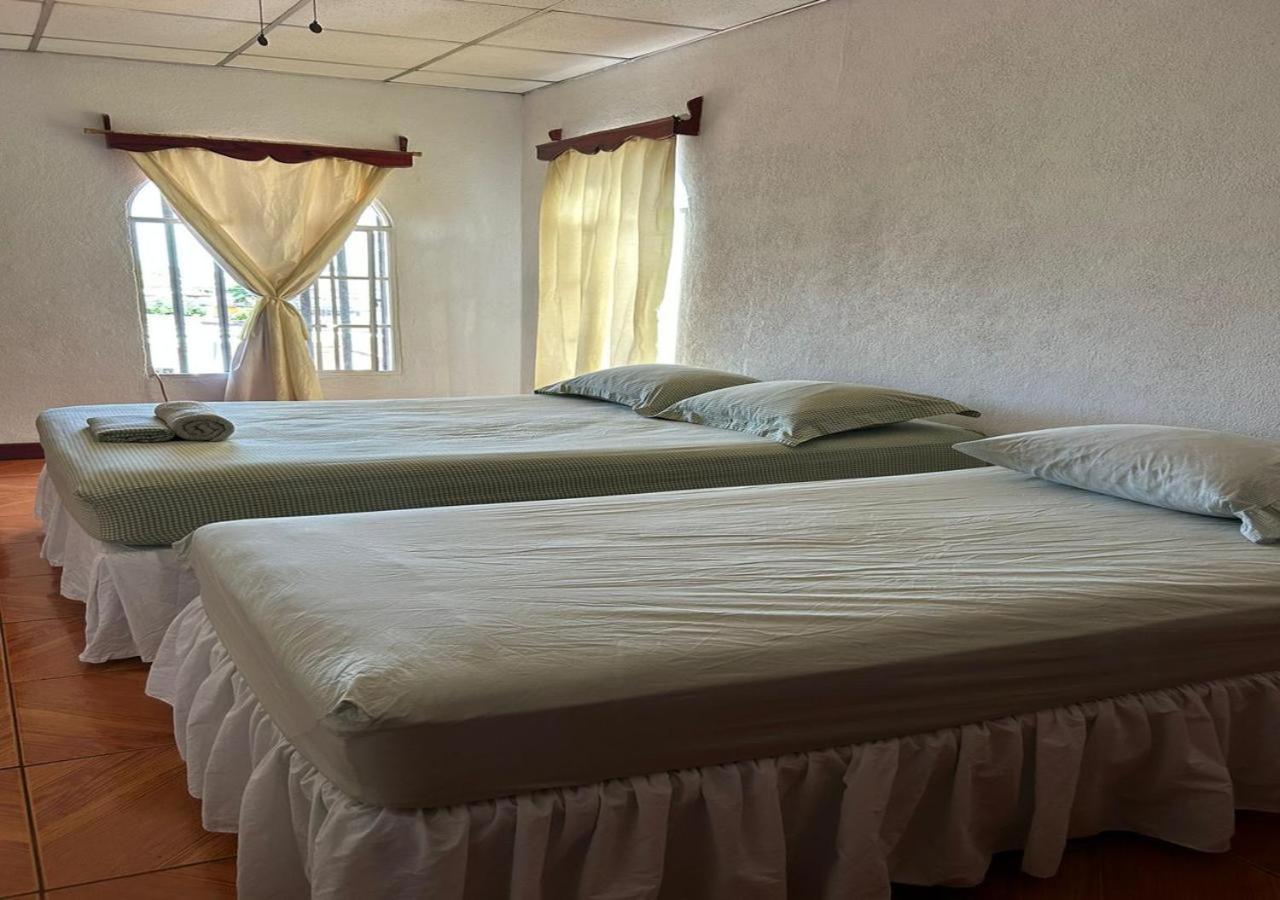 Casa Robles - Your Stay Near Airport Managua Exteriör bild